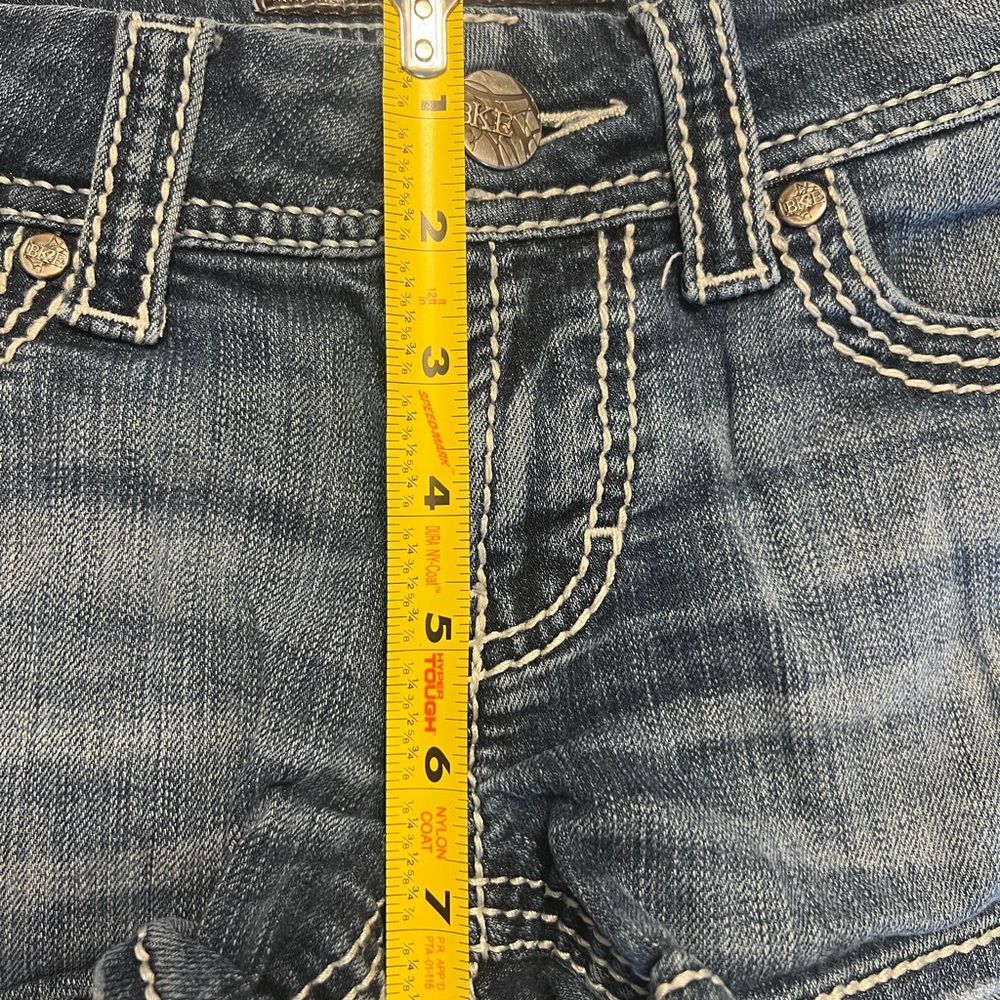 BKE Sabrina Y2K Distressed Denim Shorts Size 28 | Thick Stitch | Low Rise - Picture 3 of 5